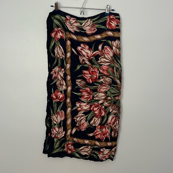Christian Dior 100% silk scarf - Picture 3 of 8